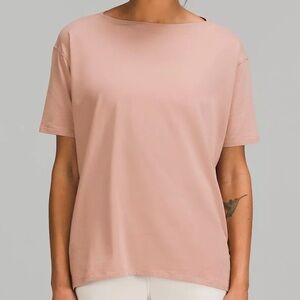 lululemon athletica Short Sleeve Top in Soft Pink